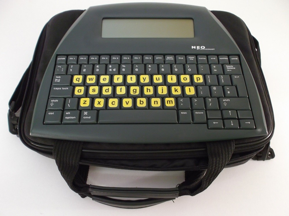 AlphaSmart NEO Portable Word Processor – Distraction-Free Writing – Fully Tested