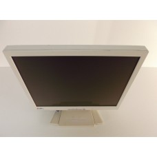 RM 11F-421 17 Inch LCD Monitor With Built-In Speakers