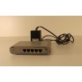 Allied Telesyn CentreCOM FS705E 5-Port 10/100 Fast Ethernet Switch