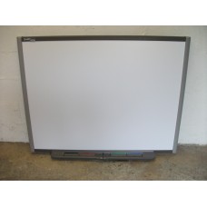 Smart Board SB660 Interactive Whiteboard With Pen Tray
