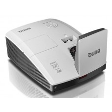 Benq MX852UST DLP Projector With 689 Lamp Hours Used