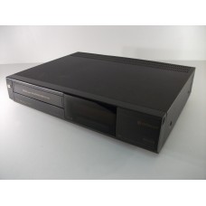 Hitachi VT-F770E VHS Video Tape Recorder